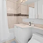 Apartment Inviting 2bedroom 2bath
