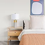 Inviting 2bedroom 2bath Apartment New York