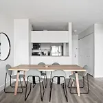 Apartment Inviting 2bedroom 2bath New York