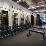 Apartment Blueground Hudson Yards Gym Rock Arcade Nyc-1453 *
