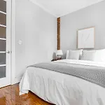 Monthly Nyc Rentals- Comfy 3 Bedroom 1 Ba Apt