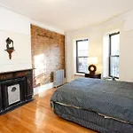 Spacious 2 Bedroom Apartment! Nyc