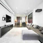 Luxurious 3 Bedroom Beautifully Renovated Loft