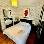 2 Bedrooms Flat 5 Minutes From Times Square Apartment New York