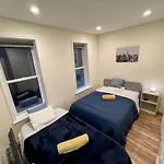 2 Bedrooms Flat 5 Minutes From Times Square Apartment New York