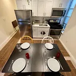 Apartment 2 Bedrooms Flat 5 Minutes From Times Square
