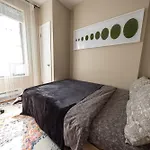 2 Bd Next To Central Park