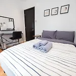 3 Bd Next To Central Park