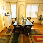Nyc Cozy Private Bedroom With Free Parking & Near Subway - Business & Tourists *