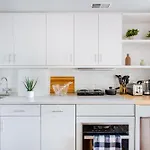 73-1509 New Studio Uws Doorman Gym