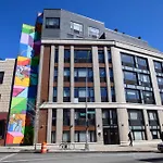 Williamburg Beautiful Ground Floor Apartment