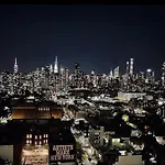 5 Mins To Midtown Central New Luxury Corner 2B2B Apt With Amazing City View