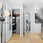 Studio Near Restaurants Broadway And Shopping *