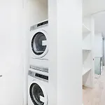 75-4A Brand New 3Br Prime Ues W D In Unit