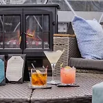 Doubletree By Hilton New York Times Square South