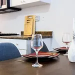 1435-2 3 Bedrooms 2Bath W D Ues