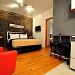 Hotel Off Soho 2*