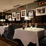 Loews Regency 5*