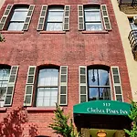Chelsea Pines Hotel 3*