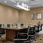 Hilton Garden - Times Square 3*
