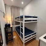Room With Kitchen In Chelsea - Shared Bathroom - 3Rd Floor Walk-Up