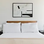Blueground Chelsea Rooftop Pool Nr High Line Nyc-2145 Apartment New York
