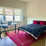 Elegant Long Island City Studio With Skyline Views