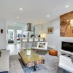 Shared Yard Space! Garden-Level Unit In Bed-Stuy