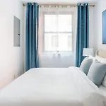 26A-2 Spacious Brand New Fully Furnished 2-Bedroom In Prime Murray Hill Move-In Ready