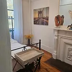 Harlem Brownstone Apartment New York