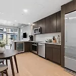 Modern 2Br Penthouse In Chelsea With Washer And Dryer And Elevator