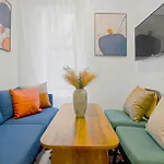 Classy 2Bd Home In Manhattan