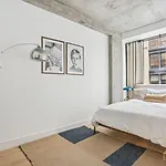 Apartment Modern 2br Penthouse In Chelsea With Washer And Dryer And Elevator