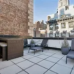 Apartment Modern 2br Penthouse In Chelsea With Washer And Dryer And Elevator