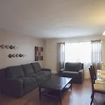 Moblat Apartments - 32Nd Street