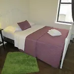 Broadway Deluxe A