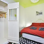 Greenpoint Lodge