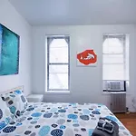 Perfect Retreat In Downtown