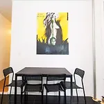 Perfect Retreat In Downtown