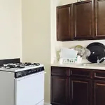 5 Bedroom In The Real Little Italy Bronx
