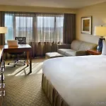 Hilton Jfk Airport Hotel 3*
