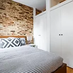 Central, Hip Nolita 1Br Flat!