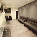 Great Renovated Apartments Best Location Manhattan