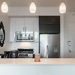 Luxury Suites By Central Park