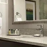 Hilton Jfk Airport 3*