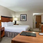 Hilton Jfk Airport Hotel 3*