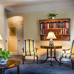 Roger Smith 3* New York