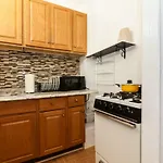 One Bedroom / Studio Private Entrance