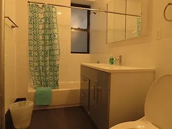 Broadway Deluxe A Apartment