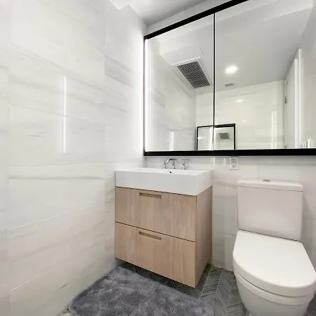 Private Garden Residence In Luxury Condominium New York